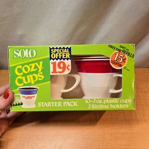 Vintage 1970s Red‎ SOLO Cozy Cups Unopened 10 Plastic Cups, 2 Lifetime Holders